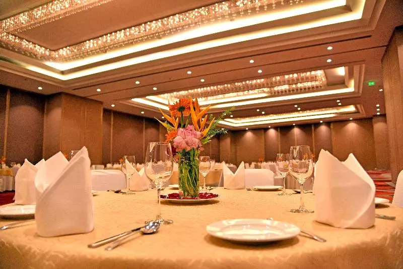 Fotos del hotel The Amaya Resort Kolkata Nh6:  12
