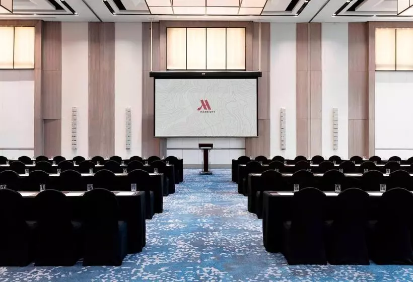 Fotos del hotel Clark Marriott:  19
