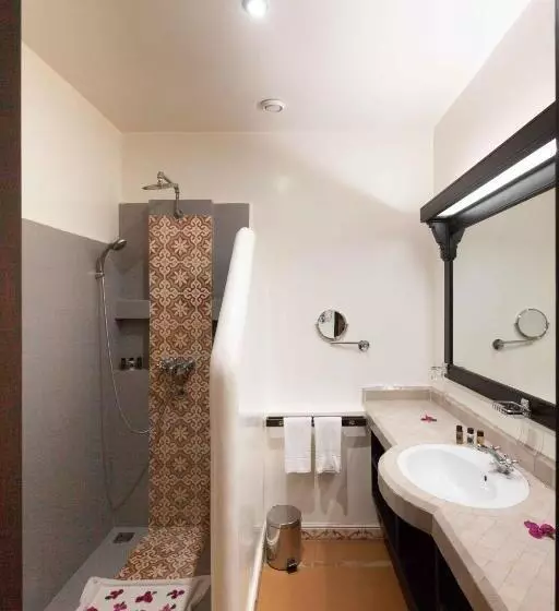 Fotos del hotel Borjs Hotel Suites & Spa:  5