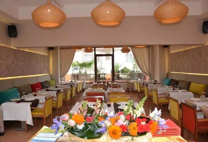 Fotos del hotel Borjs Hotel Suites & Spa:  3