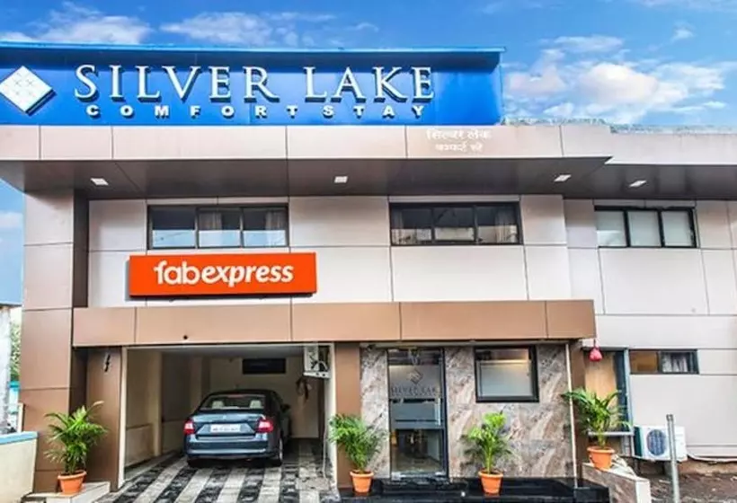Fotos del hotel Fabexpress Silver Lake:  11