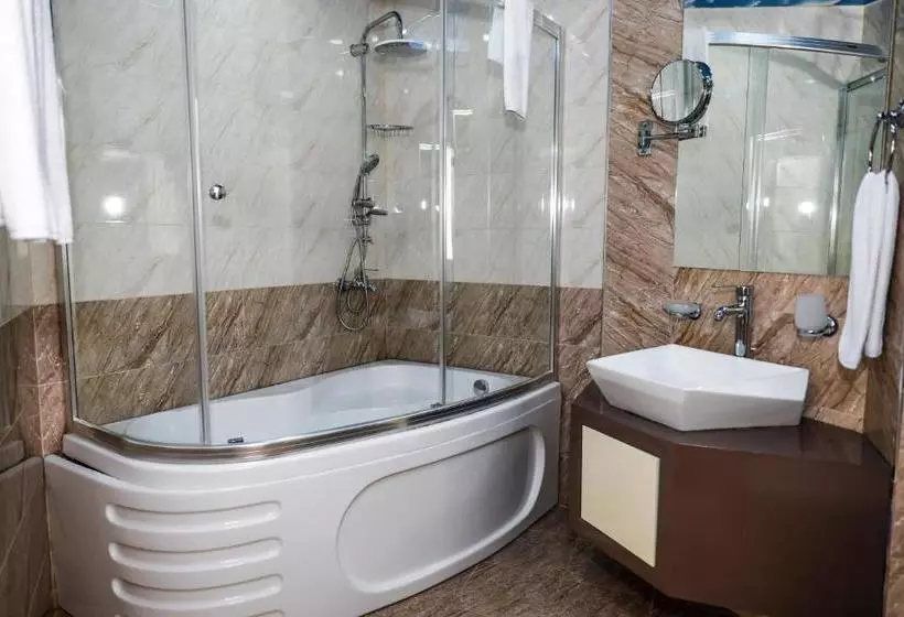 Fotos del hotel Malakhan:  8