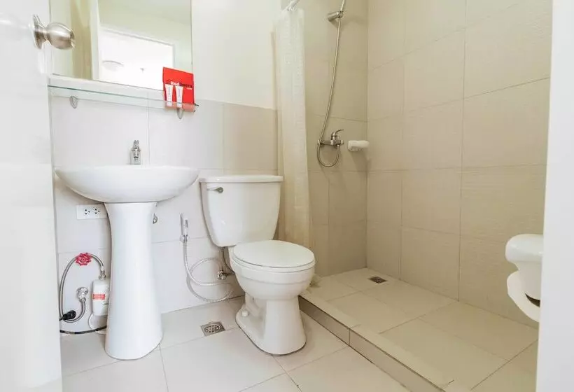 Fotos del hotel Reddoorz Plus Near Capitol Commons:  6