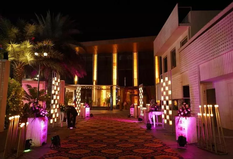 Fotos del hotel Stardom Resort Jaipur:  11