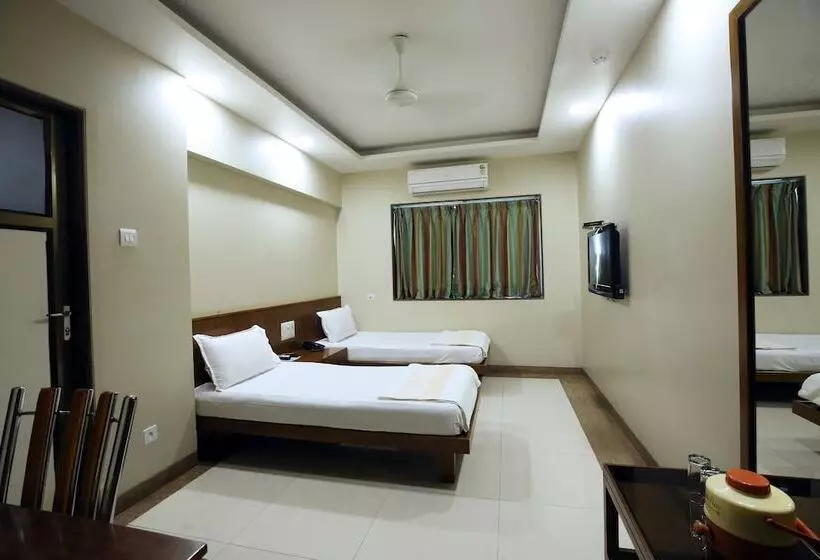 Fotos del hotel Bombay International:  7