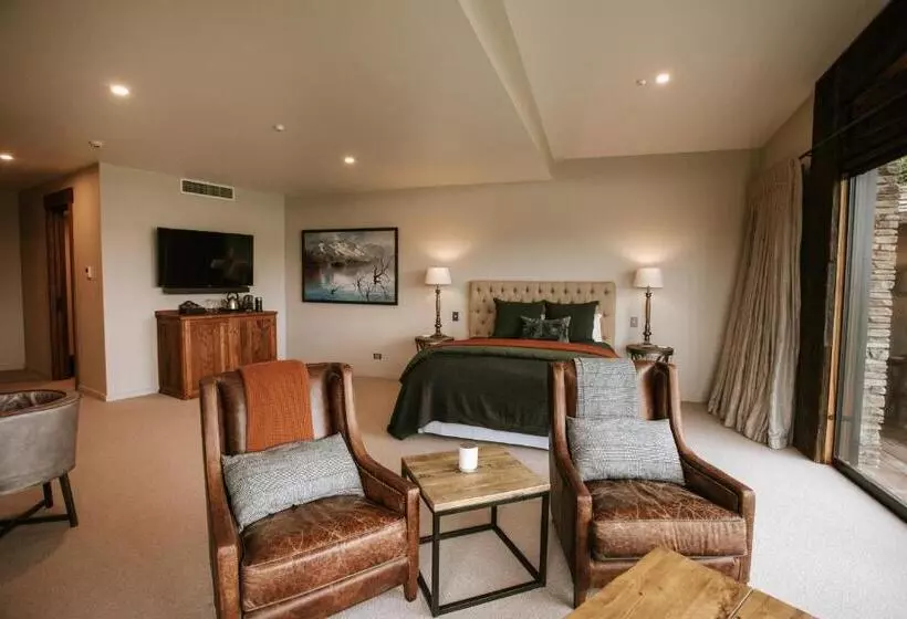 Stoneridge Estate