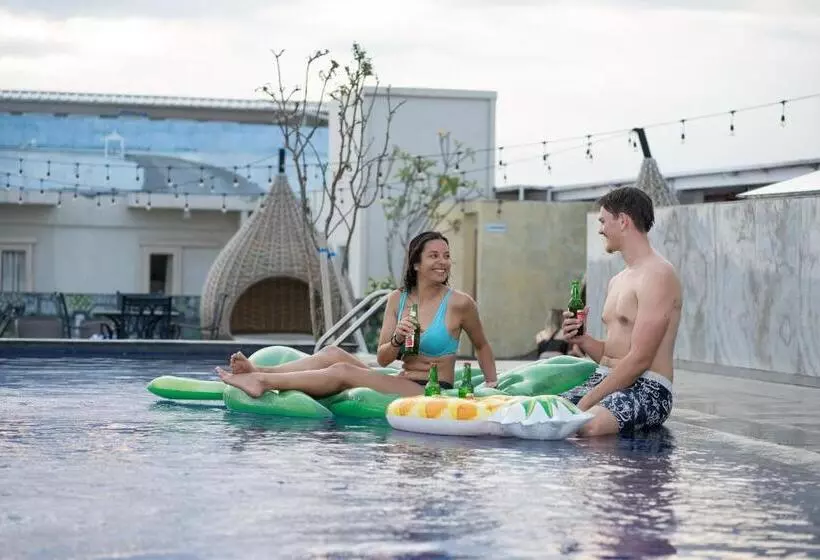 Fotos del hotel Zen Rooms Legian Werkudara:  6
