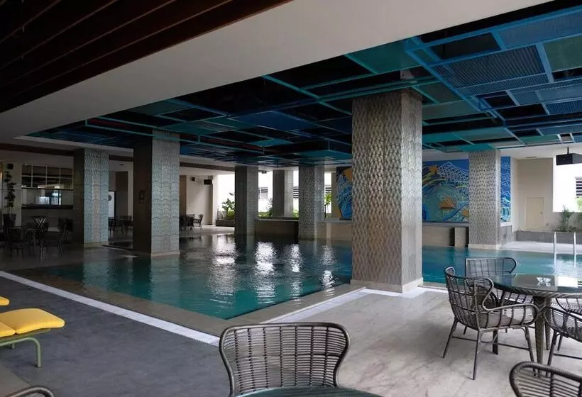 Fotos del hotel Grand Dafam Surabaya:  2