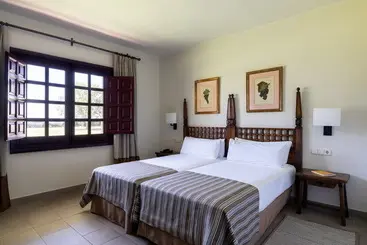 Parador De Albacete - אלבסטה