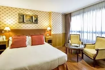 ユーロスターズ アラグアネイ - サンティアゴ・デ・コンポステーラ