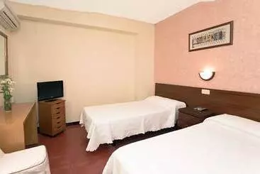 Hostal Tropical - Oliva