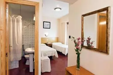 Hostal Tropical - Oliva