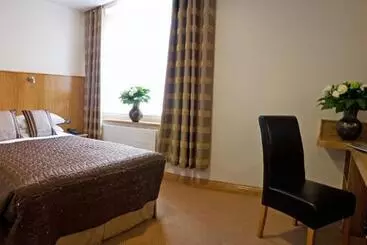 Blooms - دوبلین