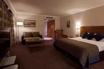 London Croydon Aerodrome Hotel, Bw Signature Collection - Croydon
