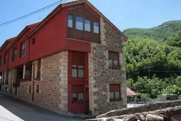 Las Casucas De Remoña - Camalenyo