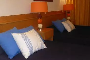 Hostal El Val - Alcala de Henares