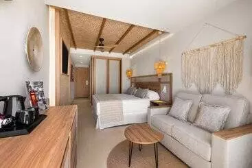 Hotel Riu Palace La Mola - Playa Mitjorn