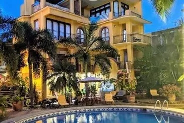 Suites La Hacienda - Puerto Escondido