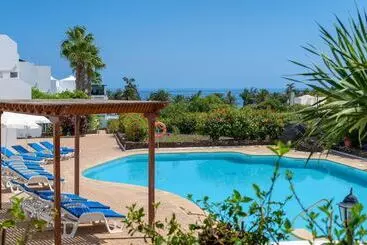 アパルトメントス キャメルズ スプリング - Costa Teguise