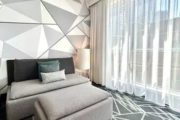 Warwick Le Crystal  Montréal - Montreal