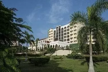 Valentin Quinta Avenida Habana - هافانا