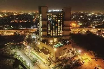 Crowne Plaza New Delhi Rohini, An Ihg - Yeni Delhi