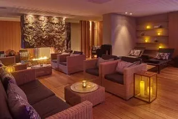 Reykjavik Natura   Berjaya Iceland Hotels - Reykjavik