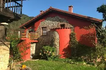 Ca Rifo, Casa Rural En Asturias, Puerta De Somiedo A Orillas Del Río Narcea - Belmonte de Miranda