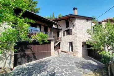Cal Ferrer Habitatge Rural - Cava
