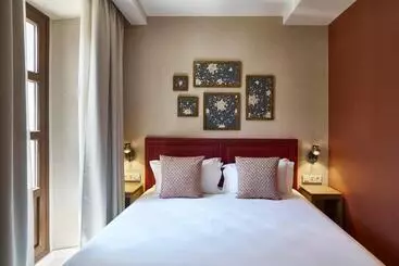 Vincci Molviedro Suites Apartments - Seville