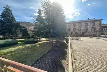 Albergue Real Fabrica De Ezcaray - Ezcaray