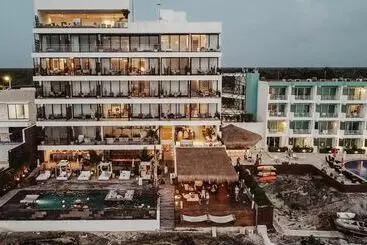 B Unique - Cozumel Town