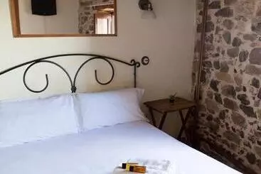 La Rosa Del Agua - El Acebo de San Miguel