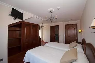 Pensión Residencia A Cruzán - Noalla