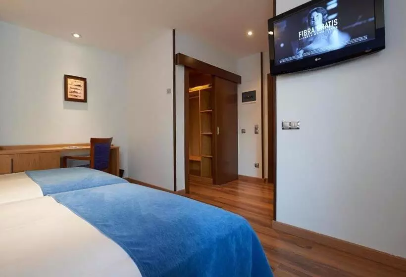 Fotos del hotel 40 Nudos:  13