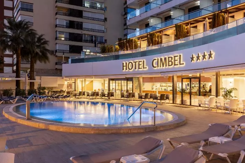 Fotos del hotel Cimbel:  2