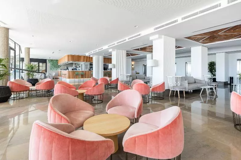 Fotos del hotel Cimbel:  3