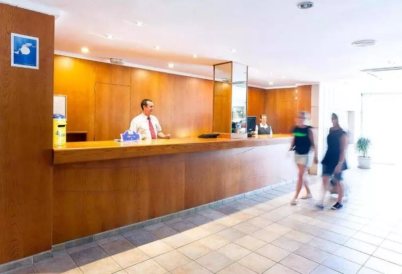 Fotos del hotel Linda:  4