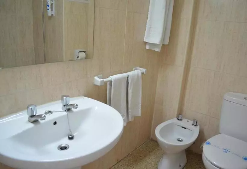 Fotos del hotel Linda:  12