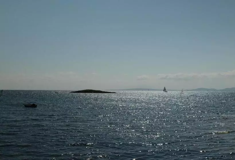 Fotos del hotel Linda:  16