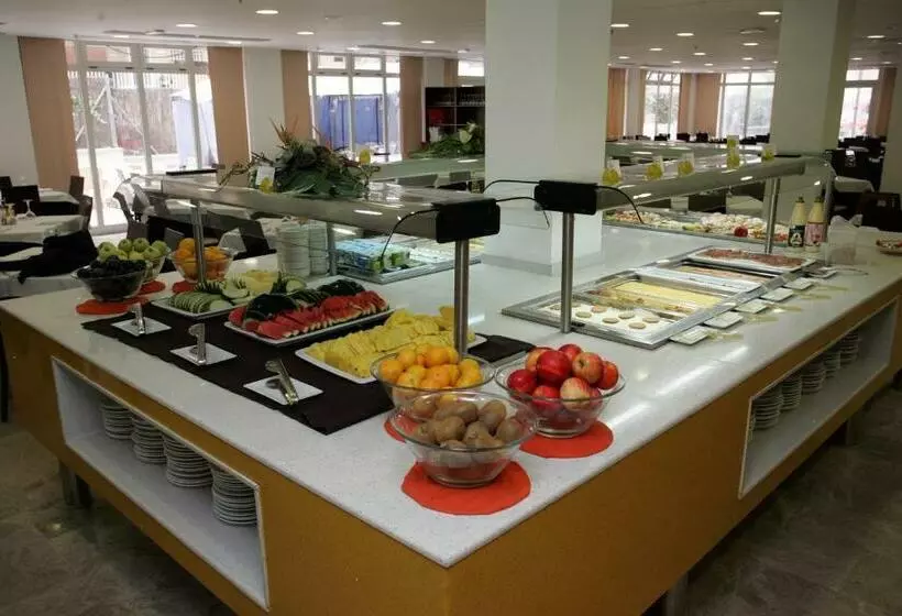 Fotos del hotel Dynastic:  18