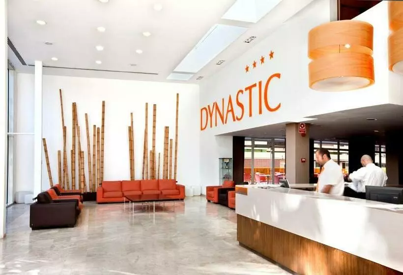 Fotos del hotel Dynastic:  10