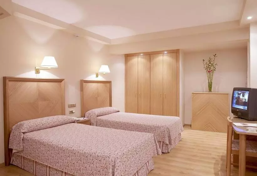 Fotos del hotel Crisol Almirante Bonifaz:  7