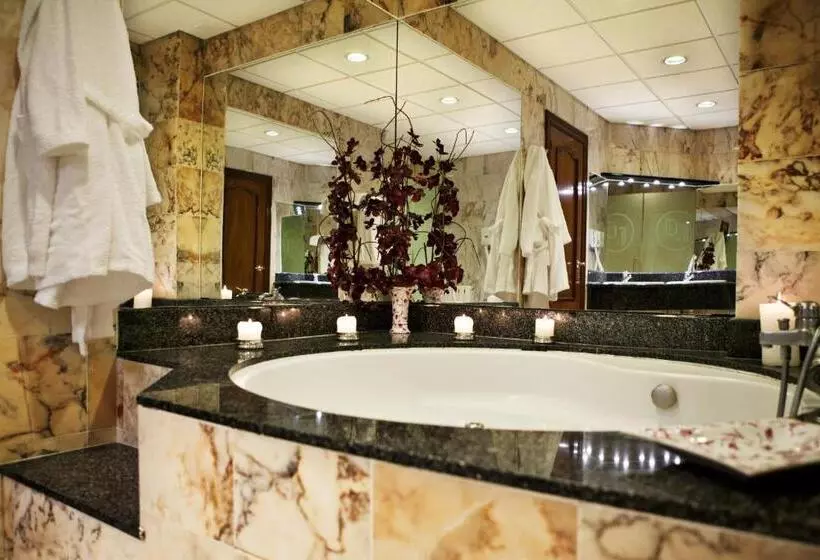 Fotos del hotel Doña Jimena:  7