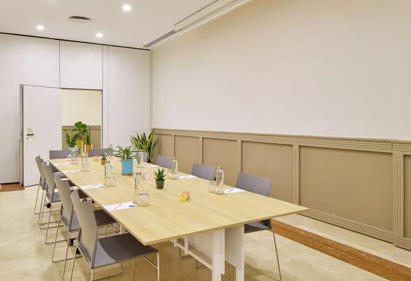 Fotos del hotel Barcelona Apolo, Affiliated By Meliá:  44