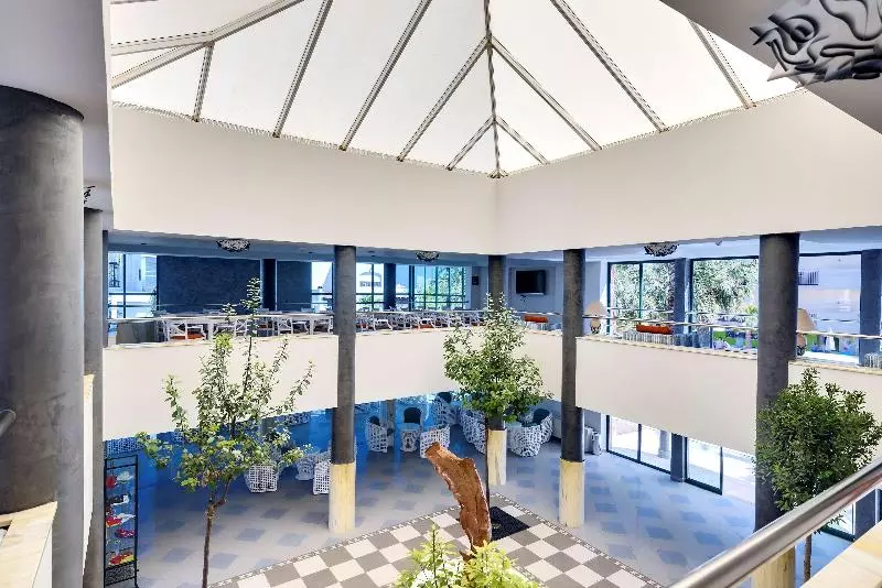 Fotos del hotel Occidental Ibiza:  54