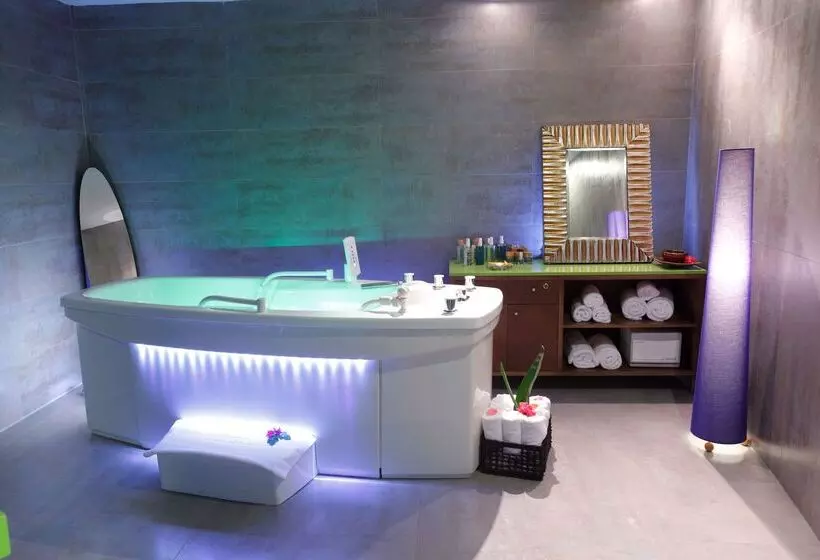 Fotos del hotel Occidental Menorca:  54