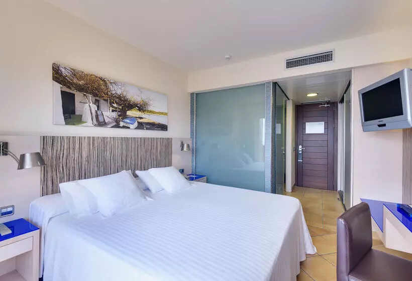 Fotos del hotel Occidental Menorca:  8