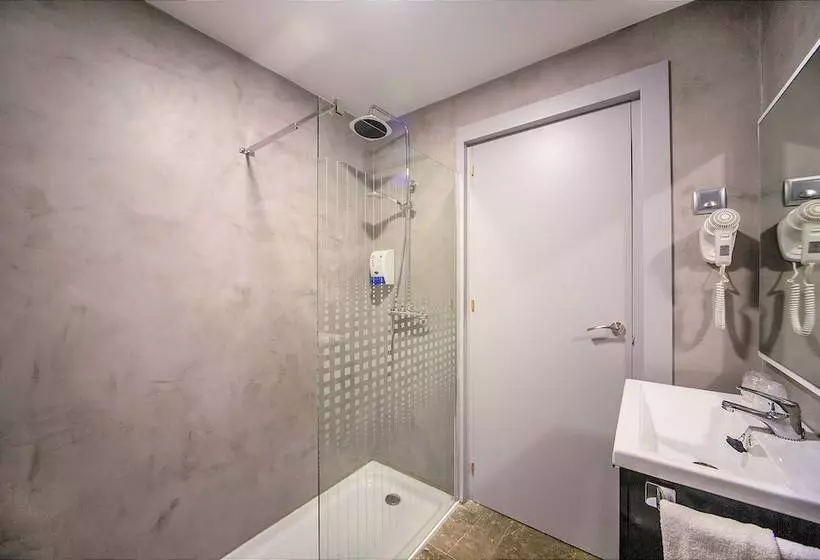 Fotos del hotel Sant Pere Ii:  7
