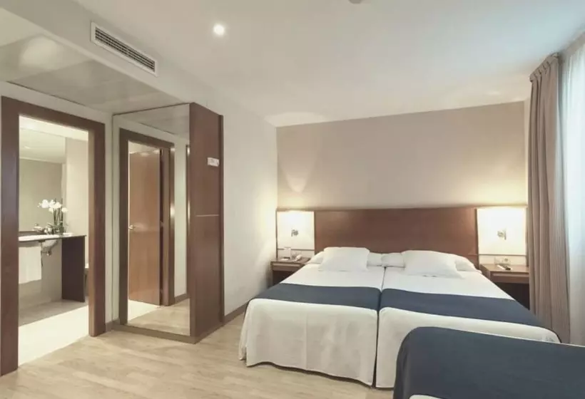 Fotos del hotel Rh Sorolla Centro:  23